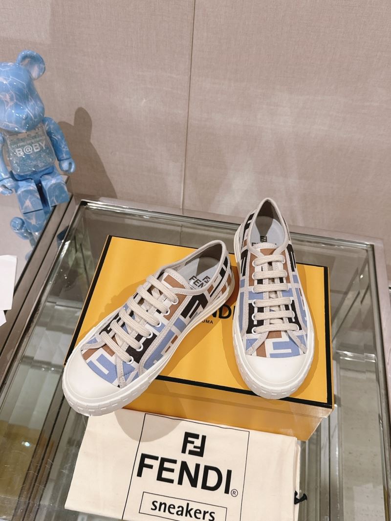 Fendi Low Shoes